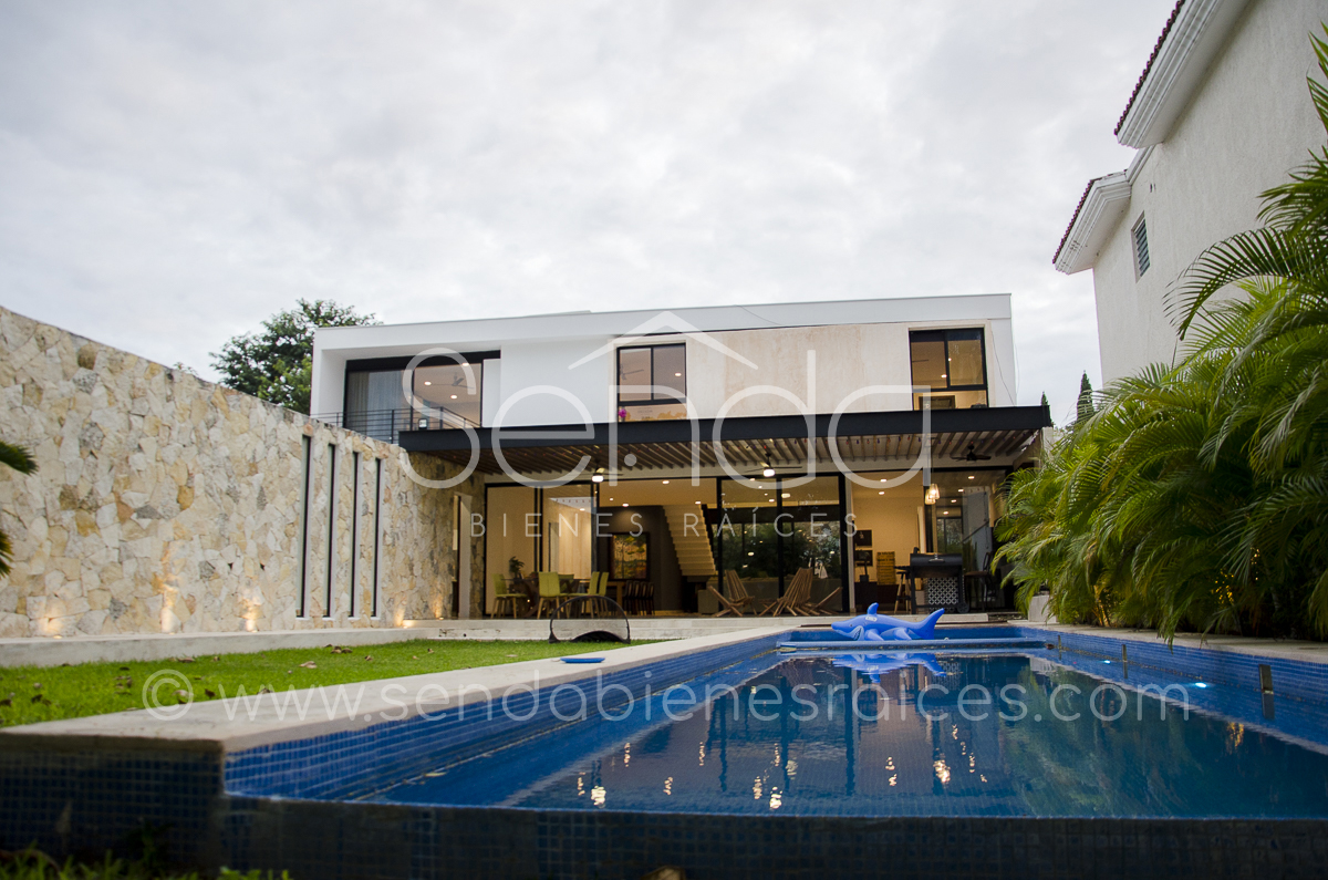 2019-12-03_23_17_13_19KG-38 Casa en venta en La Ceiba -64.jpg